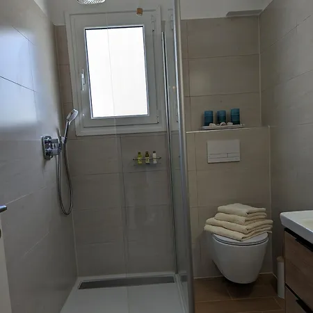 Claudia Villa Apolpaina